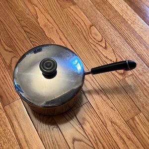 REVERE WARE COPPER 2QT POT W/LID